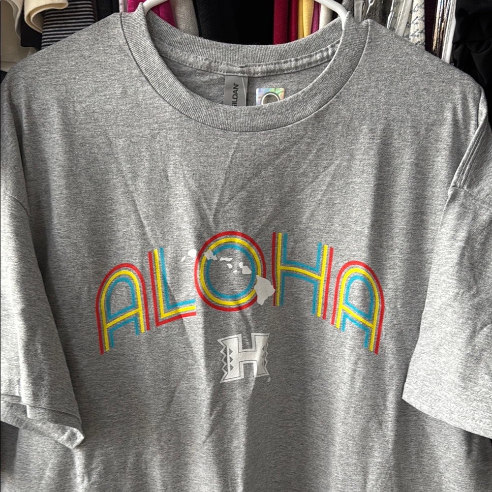 Gray Aloha Graphic T-Shirt
